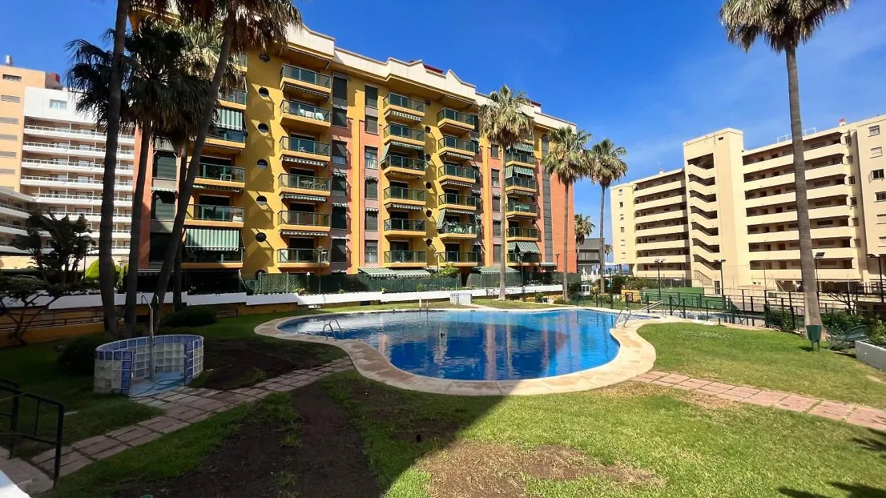 Primera línea playa Torremolinos 0*,
